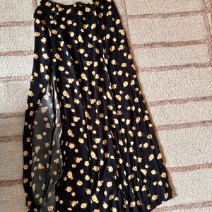 Reformation Midi Skirt - Yellow Rose Pattern- Size 6